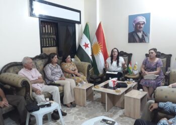 توافد الأحزاب السياسية والفعاليات الاجتماعية لتهنئة المجلس الوطني الكوردي بافتتاح مكتبه بالحسكة ..