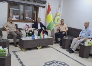 زيارة وفد منظمة جيوستراتيجي المجتمع المدني الكوردي إلى مكتب الحزب الديمقراطي الكوردستاني في قامشلو