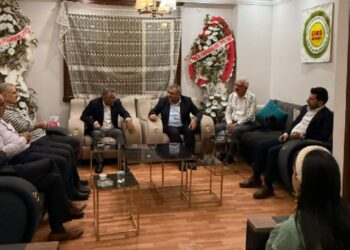 وفد من الحزب الديمقراطي الكوردستاني – باكور  يزور مقر المجلس الوطني الكردي في أورفا..