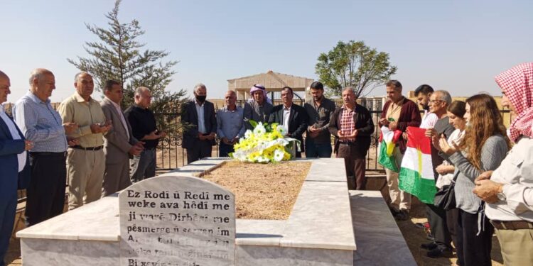 مجلس محلية الدرباسية يعقد اجتماعه وريفها الاعتيادي ويزور ضريح البيشمركة الشهيد رودي صالح العمو