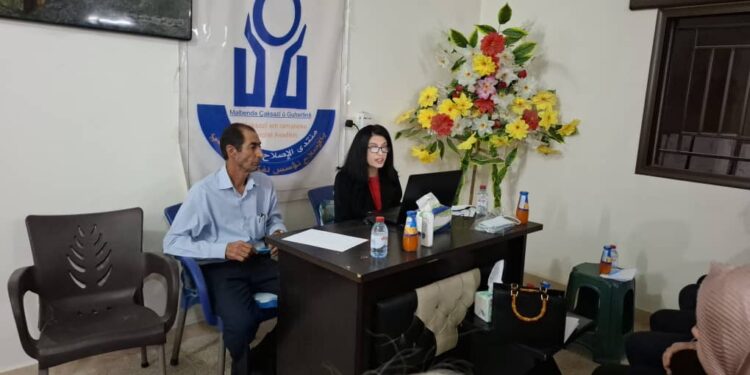 محاضرة في قامشلو حول أسس بناء العقد الاجتماعي لسوريا المستقبل