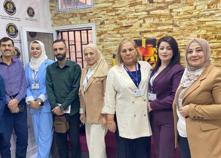 “خطوات نسائية” تُفتتح في قامشلو: مبادرة رائدة لتمكين المرأة قانونياً ومجتمع