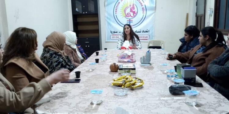 محاضرة في الحسكة تؤكد على دور الأسرة والمجتمع في مناهضة العنف ضد المرأة   ..