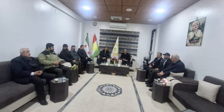 وفد حزب جبهة الشعب يزور المجلس الوطني الكوردي في قامشلو