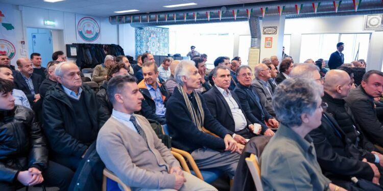 المجلس الوطني الكوردي في سوريا يشارك في احياء الذكرى الـ47 لرحيل الزعيم مصطفى البارزاني في أوسلو