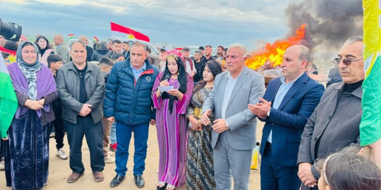 إيقاد شعلة نوروز في منطقة كوجرا بحضور شعبي ورسمي..