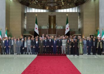 بالصور : بمناسبة عيد نوروز ، لقاء وفد من المجلس الوطني الكوردي وشخصيات كوردية مع الرئيس السوري.