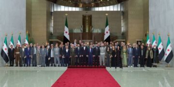 بالصور : بمناسبة عيد نوروز ، لقاء وفد من المجلس الوطني الكوردي وشخصيات كوردية مع الرئيس السوري.