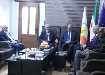 وفد من المجلس الوطني الكردي يزور مكتب الاتحاد السرياني في القامشلي بمناسبة عيد القيامة