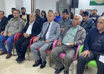 افتتاح دورة “الاتكيت والبروتوكول الدبلوماسي الدولي” في المكتب الشرقي للحزب الديمقراطي الكردستاني – سوريا