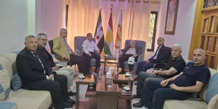 محلية دمشق تستقبل وفدًا سياسيًا وتؤكد أهمية تعزيز العمل المشترك