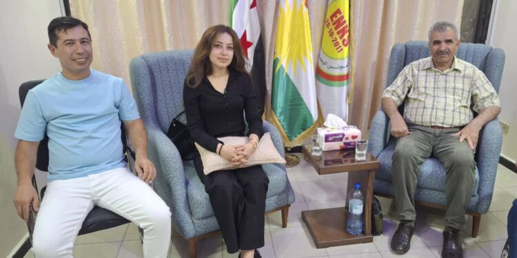 محلية دمشق تبحث آفاق التعاون مع مؤسسة العهد الجديد