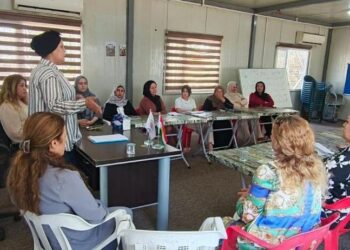 محاضرة توعوية حول أهمية النظافة ودور المرأة في تعزيز البيئة الصحية بمخيم دوميز